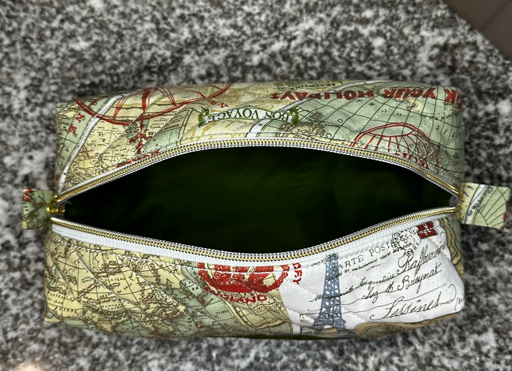 Quilted fabric cosmetic bag