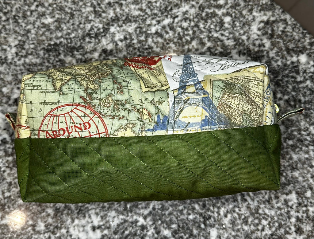 Quilted fabric cosmetic bag