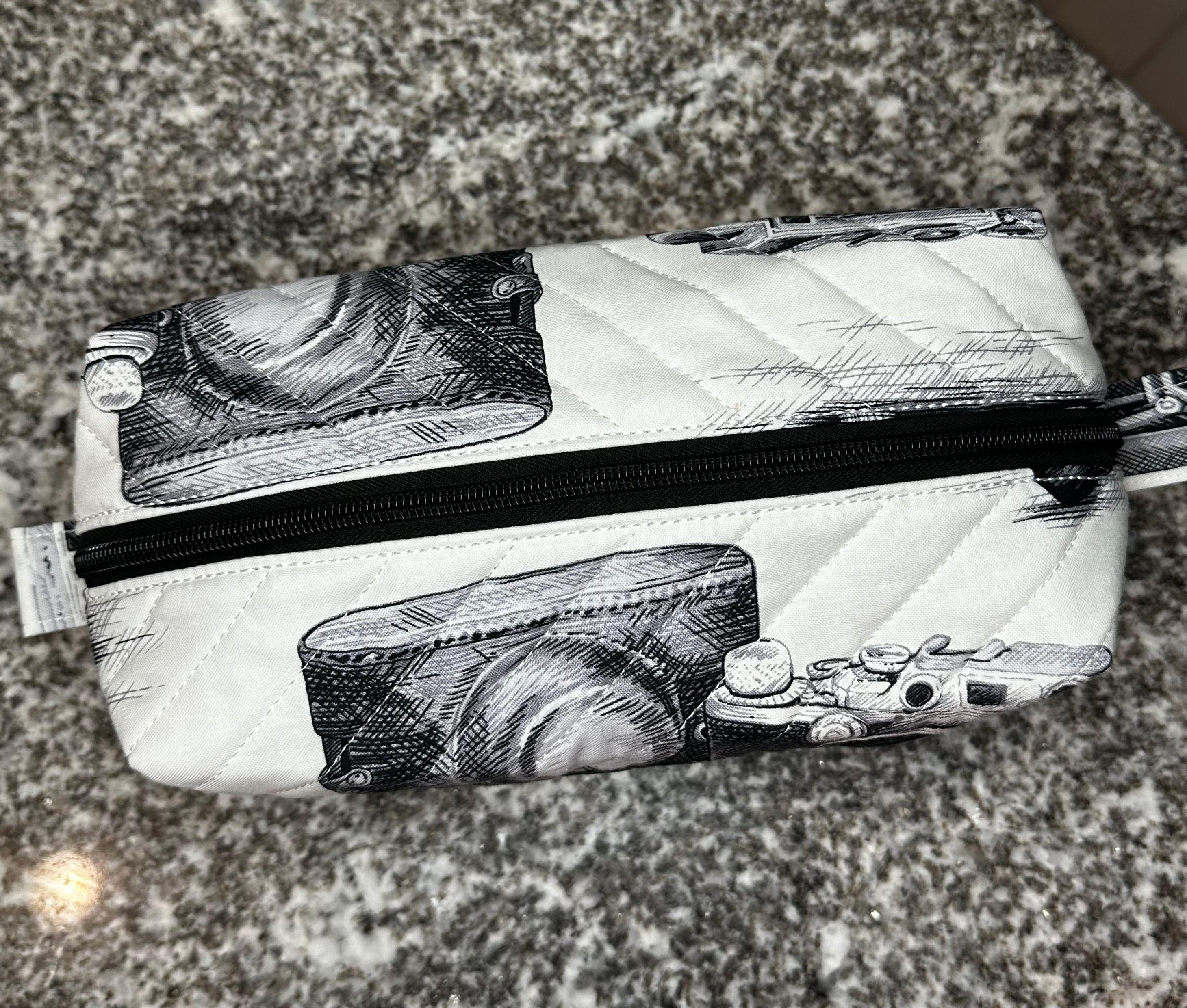 Quilted fabric cosmetic bag